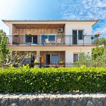 Apartments Kate - 100 M From Beach Malinska Buitenkant foto