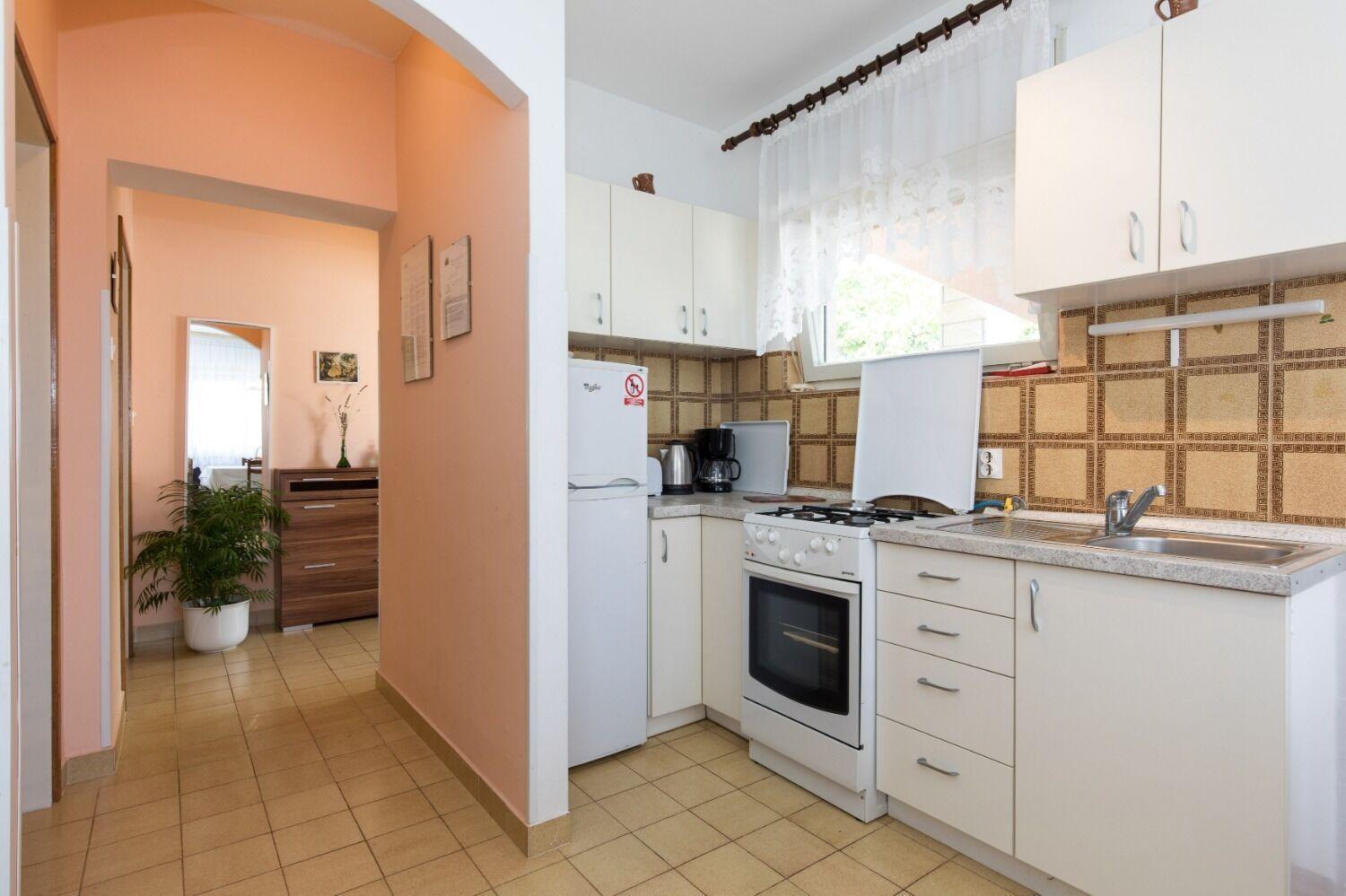 Apartments Kate - 100 M From Beach Malinska Buitenkant foto
